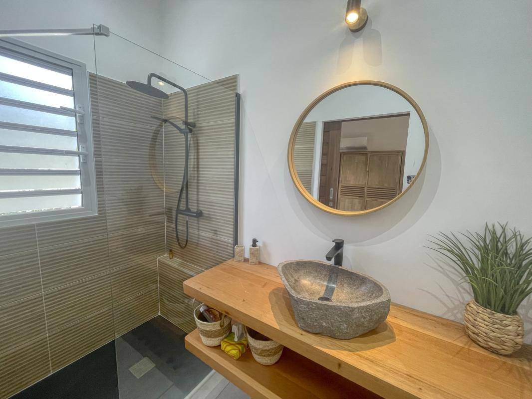 30.Location villa piscine vue mer Saint François Guadeloupe_Chambre 3